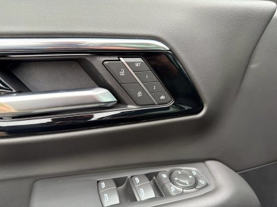 2025 Chevrolet Suburban RST