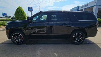 2025 Chevrolet Suburban RST
