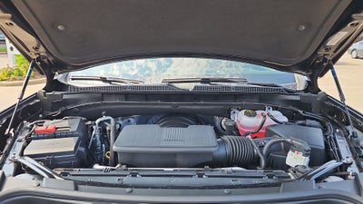 2025 Chevrolet Suburban RST