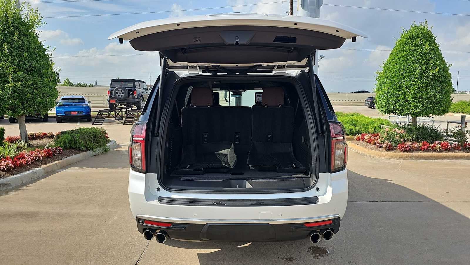 2024 Chevrolet Suburban High Country