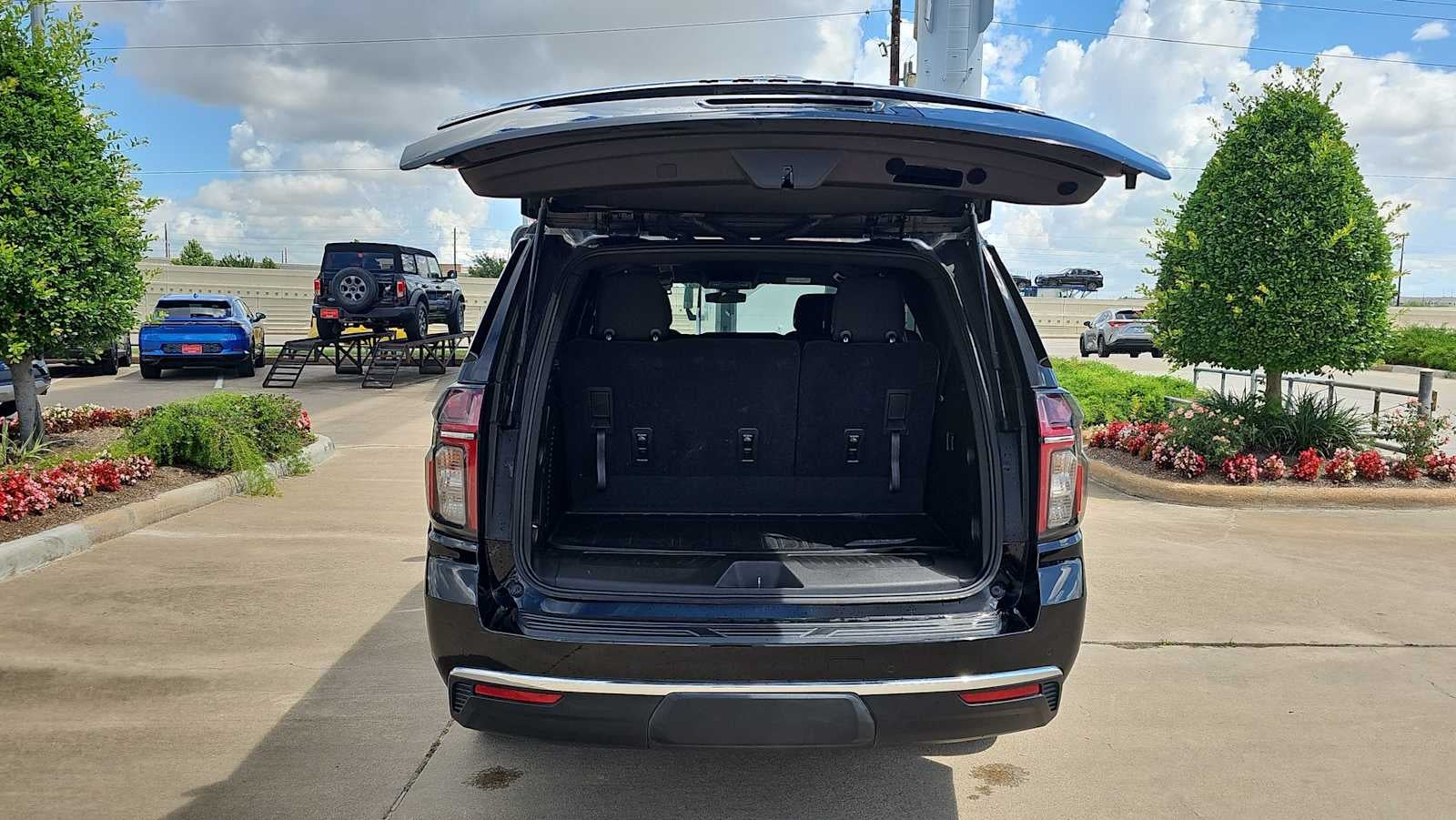 2021 Chevrolet Tahoe LS