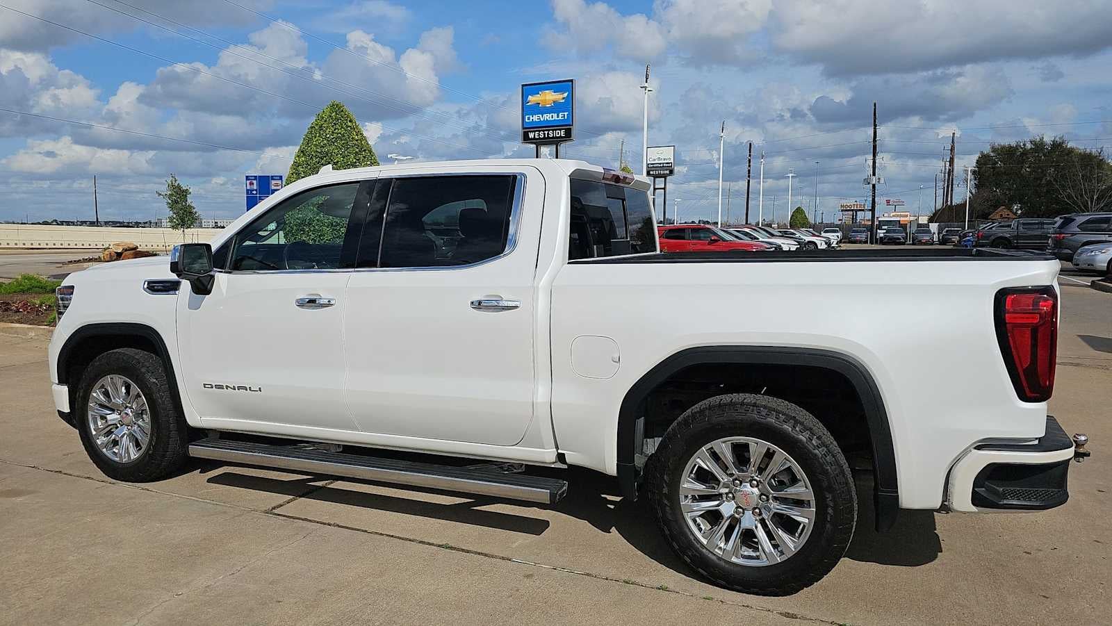 2023 GMC Sierra 1500 Denali
