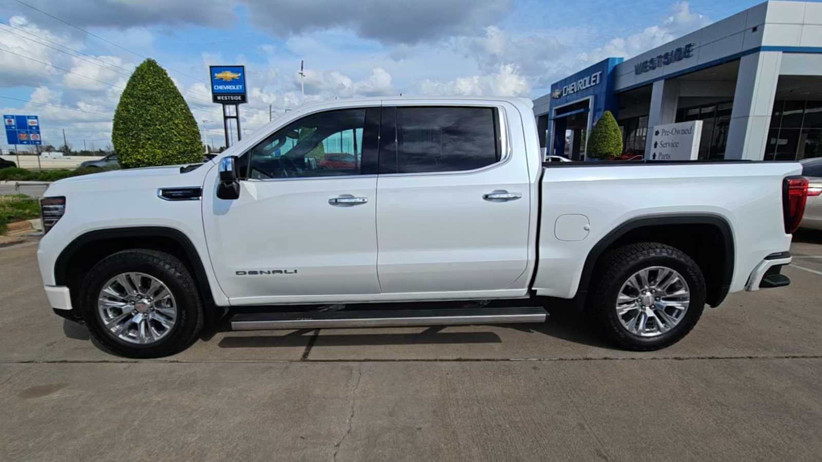 2023 GMC Sierra 1500 Denali