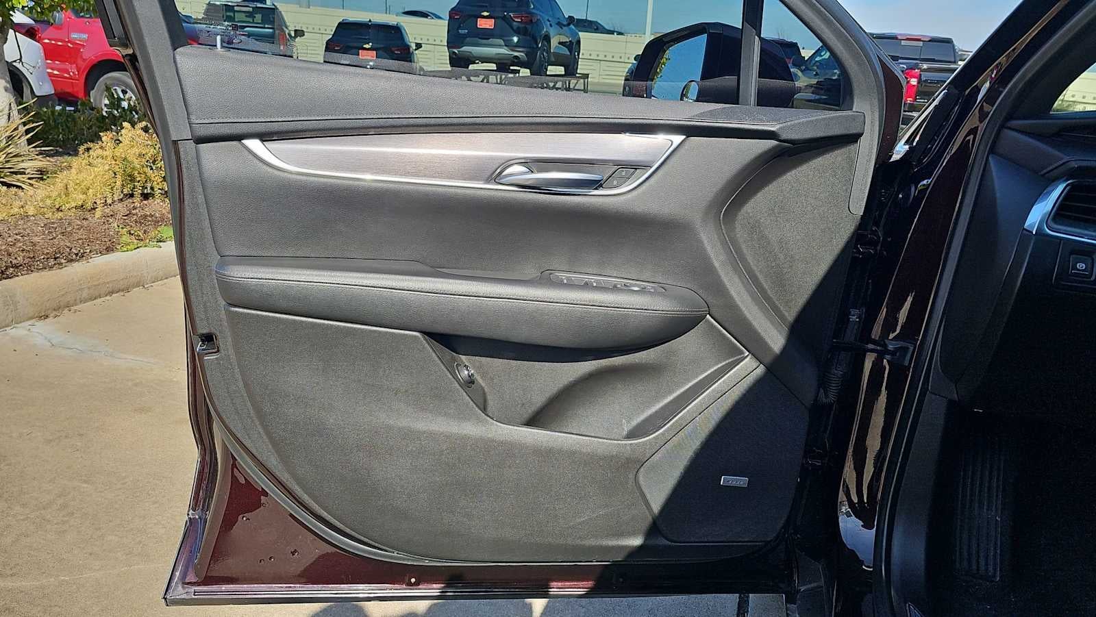 2020 Cadillac XT5 Luxury