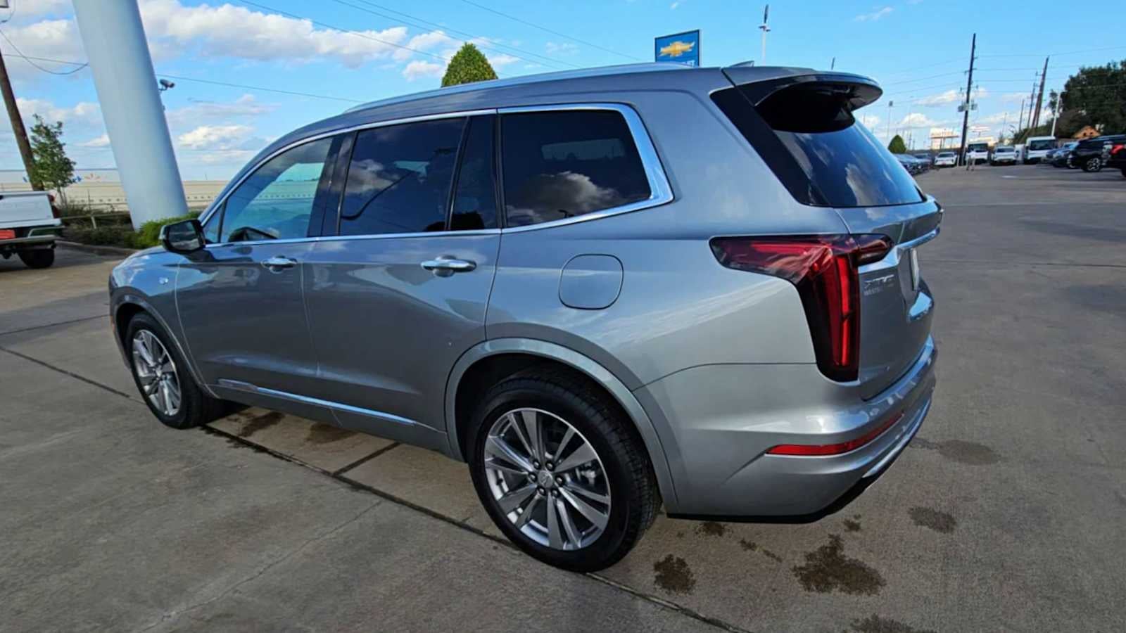 2025 Cadillac XT6 Premium Luxury