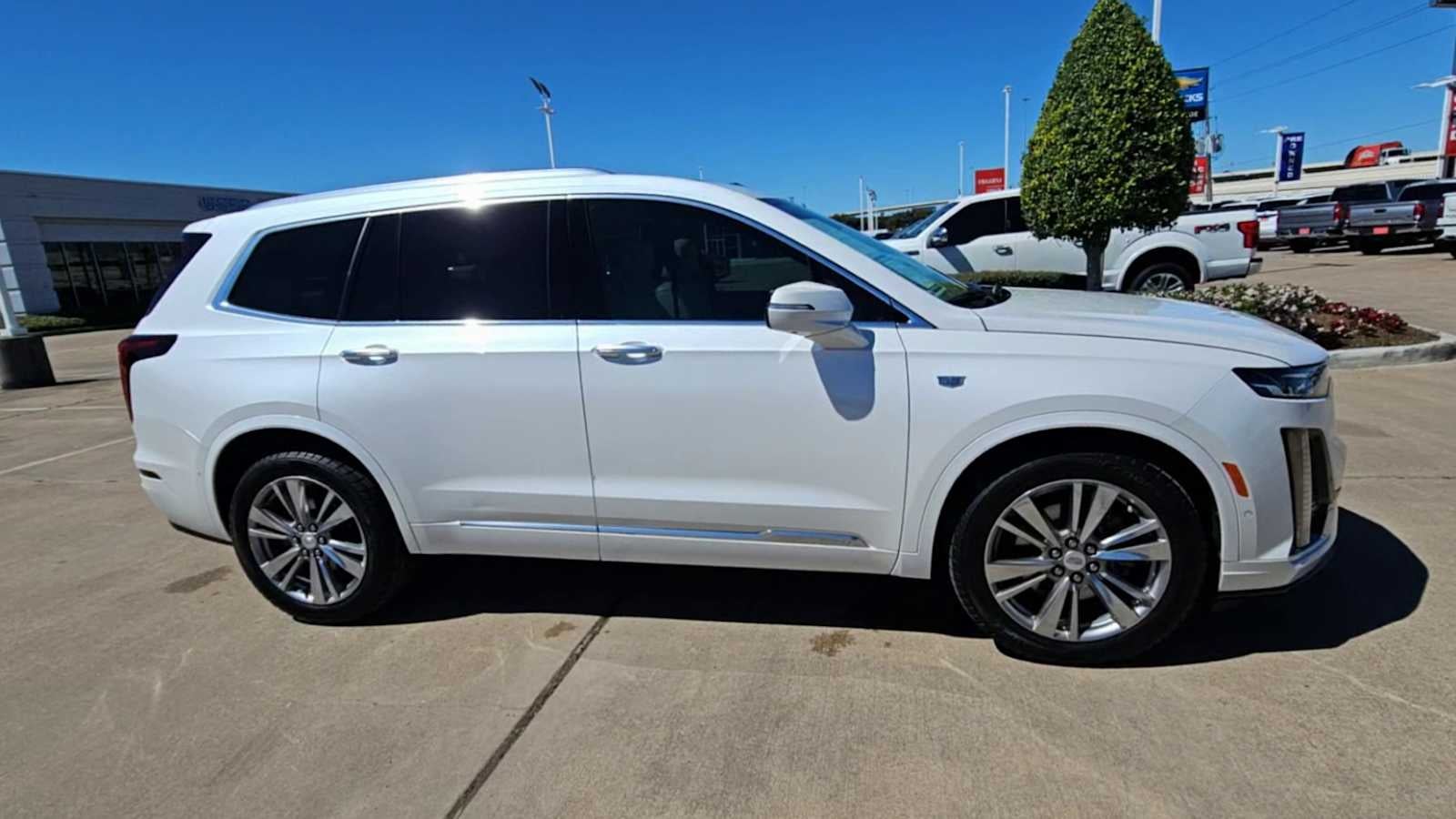 2023 Cadillac XT6 Premium Luxury