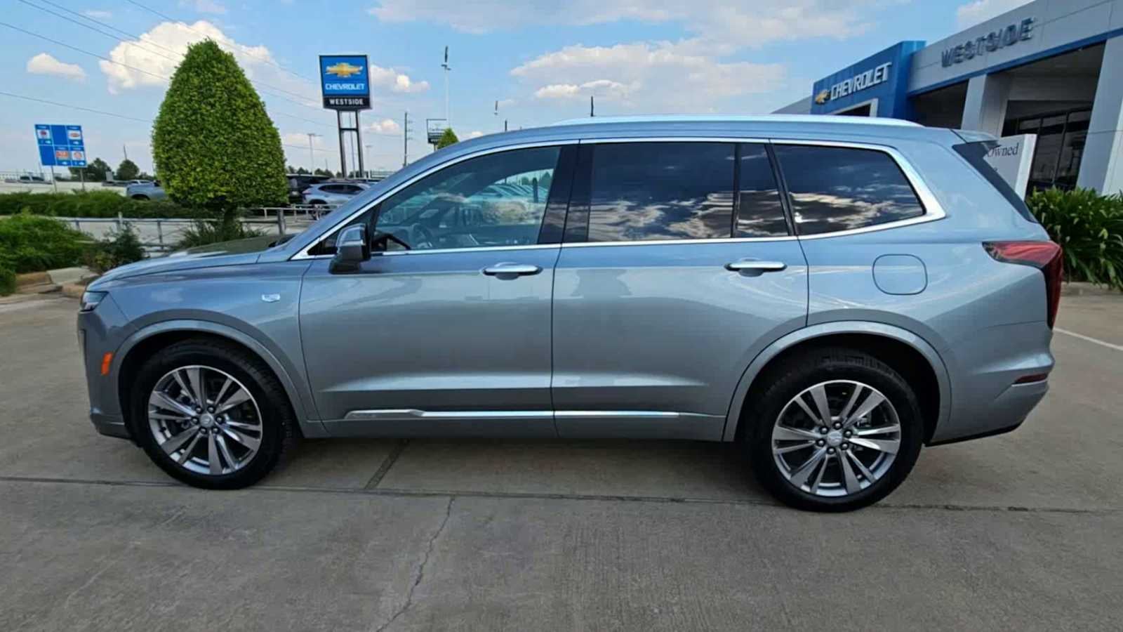 2025 Cadillac XT6 Premium Luxury