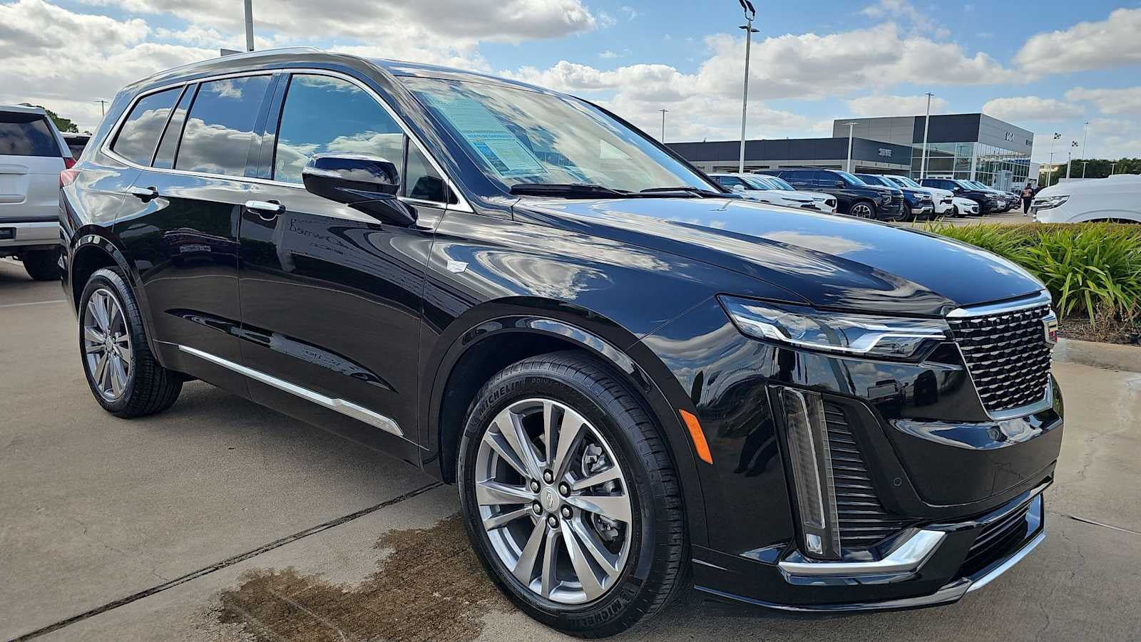 2025 Cadillac XT6 Premium Luxury