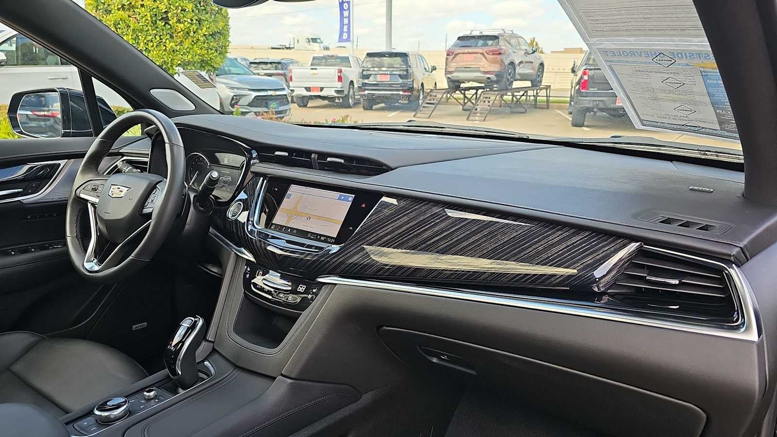 2025 Cadillac XT6 Premium Luxury