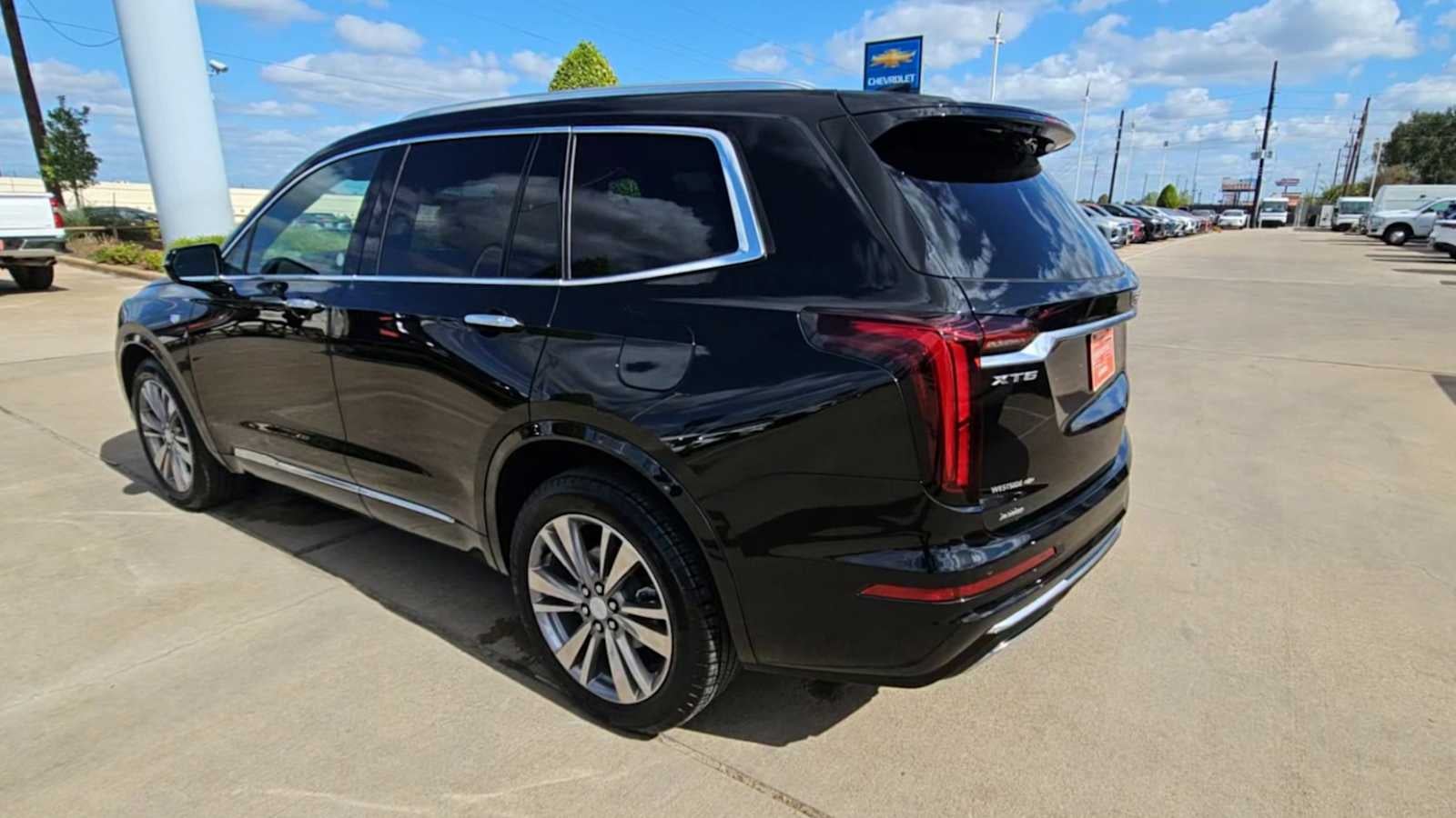 2025 Cadillac XT6 Premium Luxury