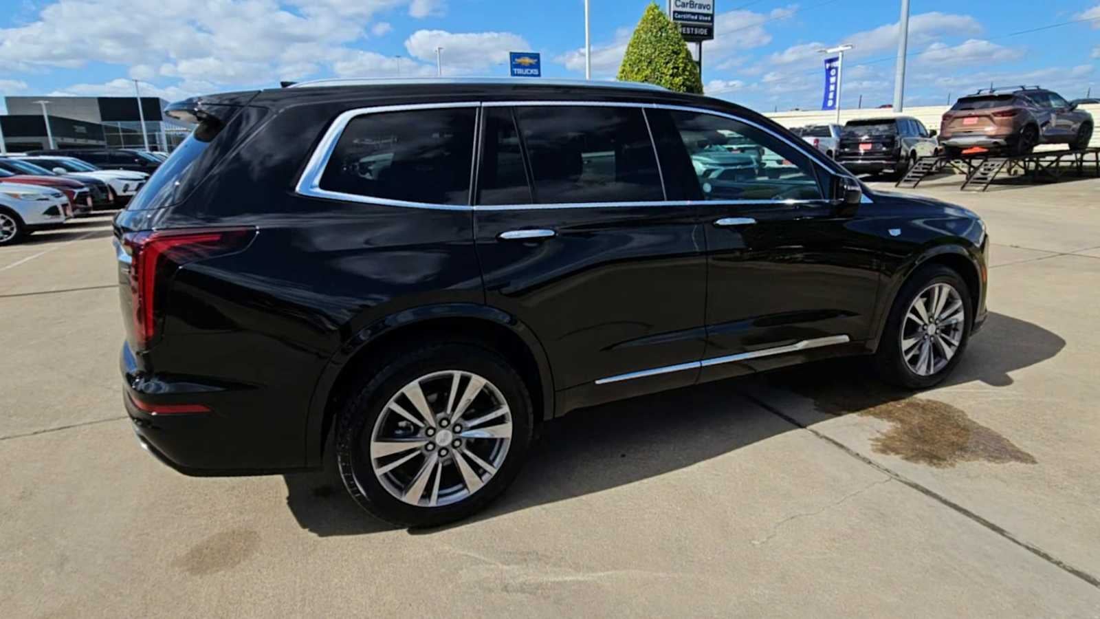 2025 Cadillac XT6 Premium Luxury