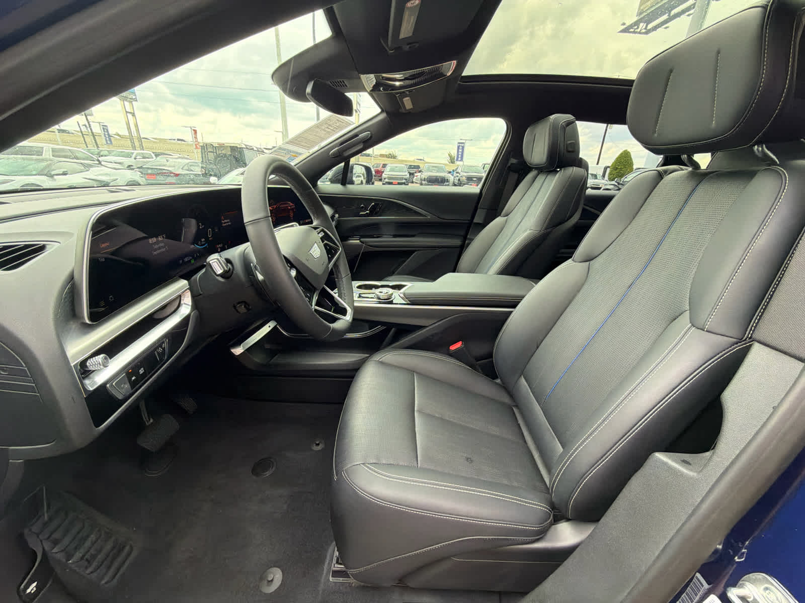 2024 Cadillac LYRIQ Sport 1