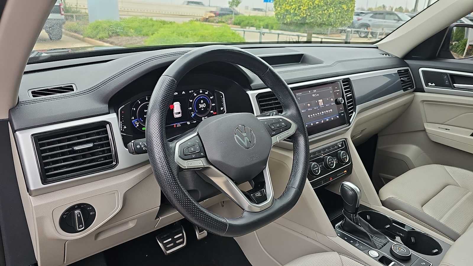 2022 Volkswagen Atlas 3.6L V6 SEL Premium R-Line