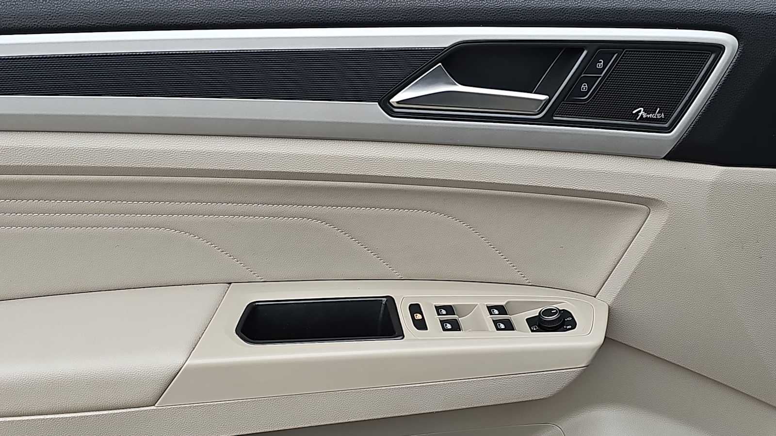 2022 Volkswagen Atlas 3.6L V6 SEL Premium R-Line