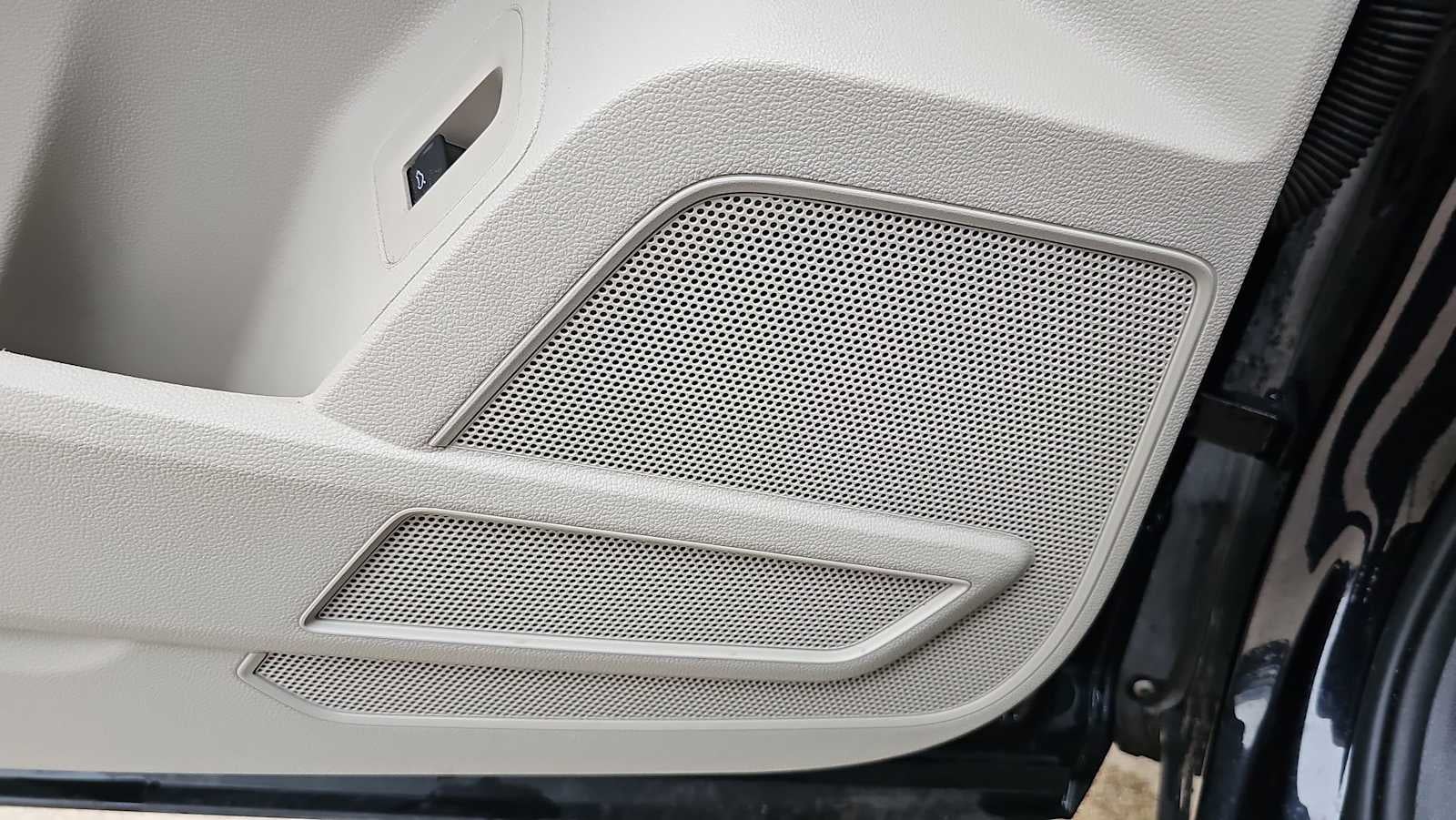 2022 Volkswagen Atlas 3.6L V6 SEL Premium R-Line