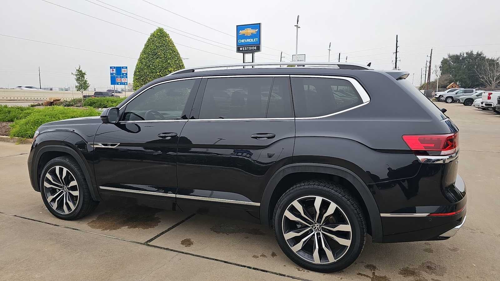 2022 Volkswagen Atlas 3.6L V6 SEL Premium R-Line