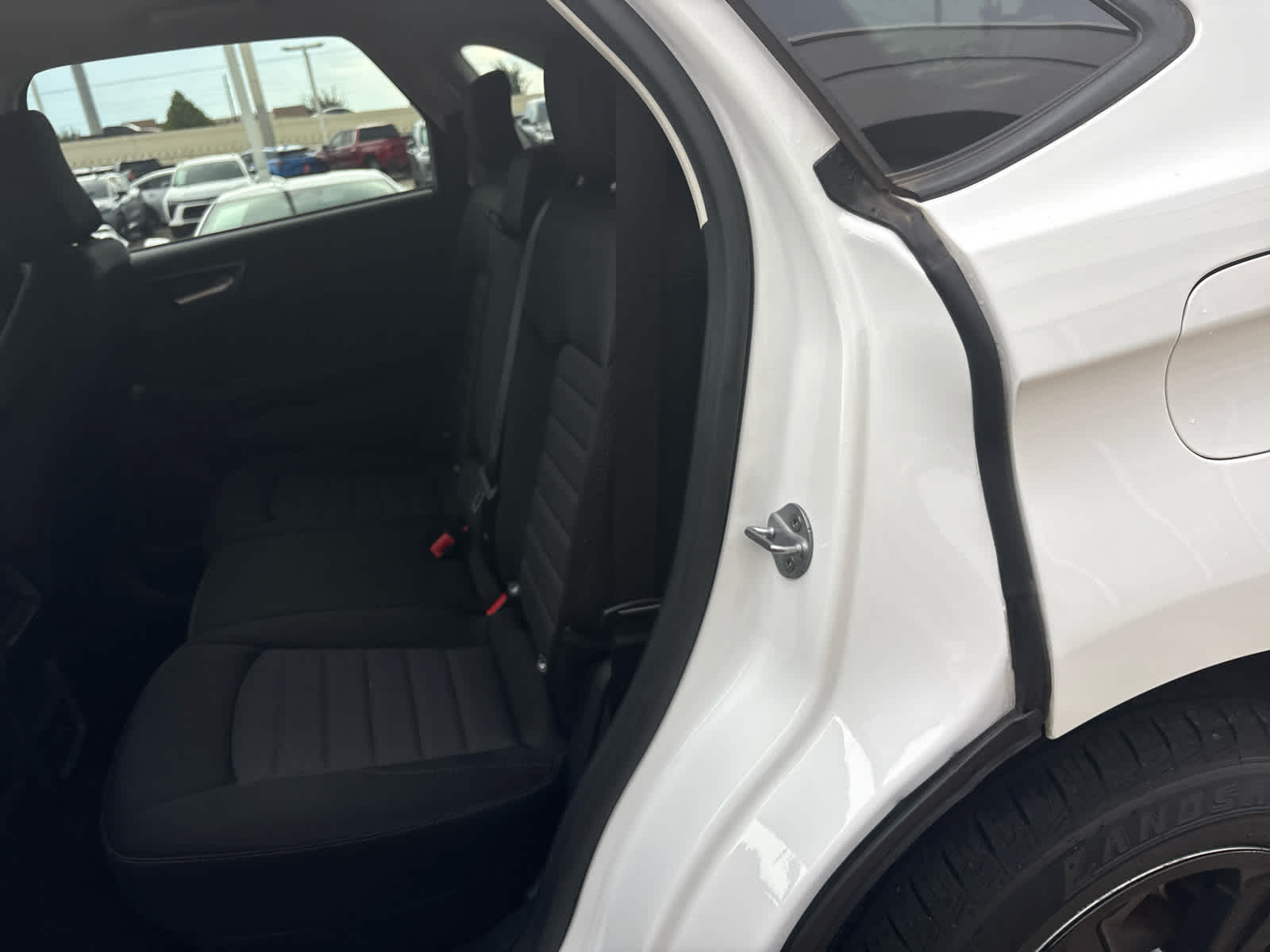2022 Ford Edge SE
