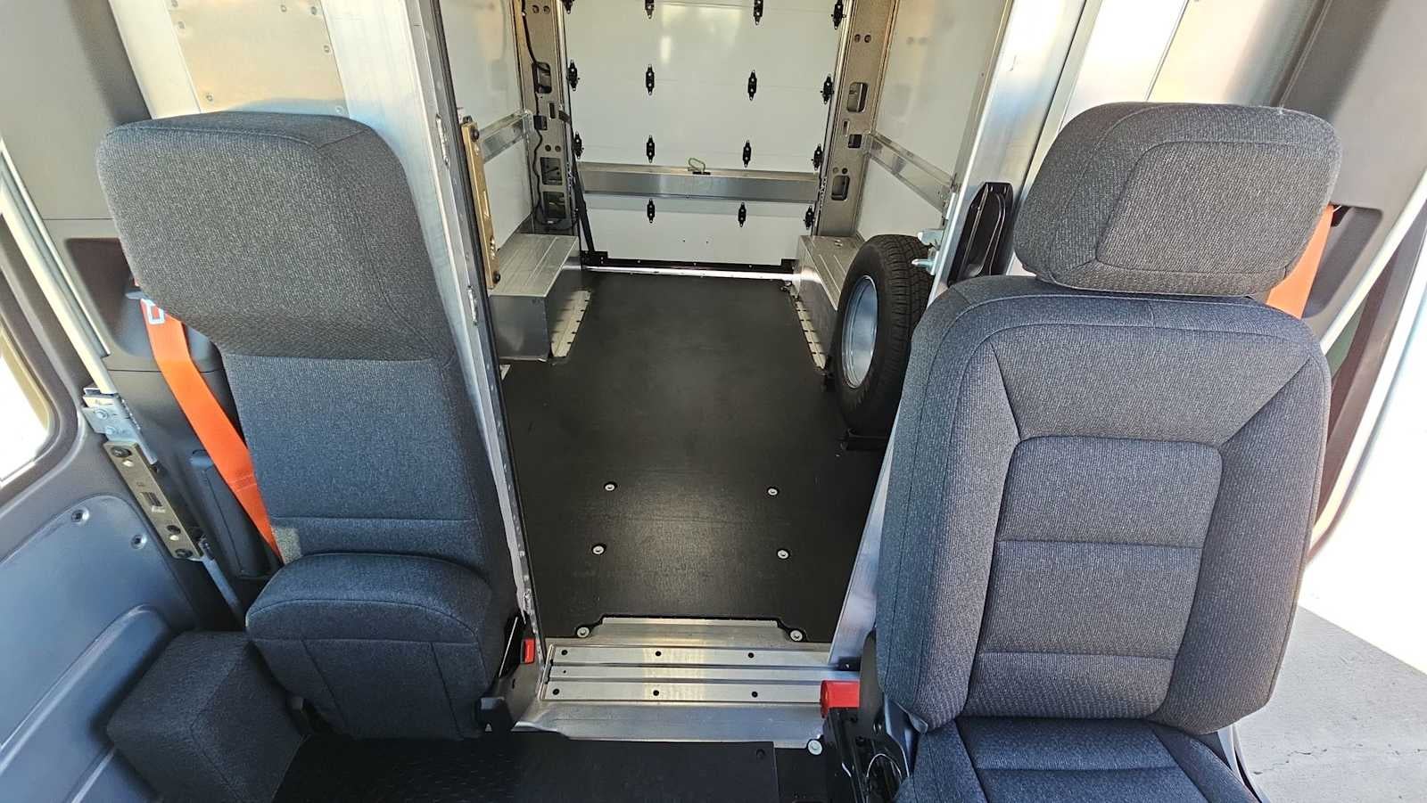 2025 Chevrolet BrightDrop 400 AWD 400