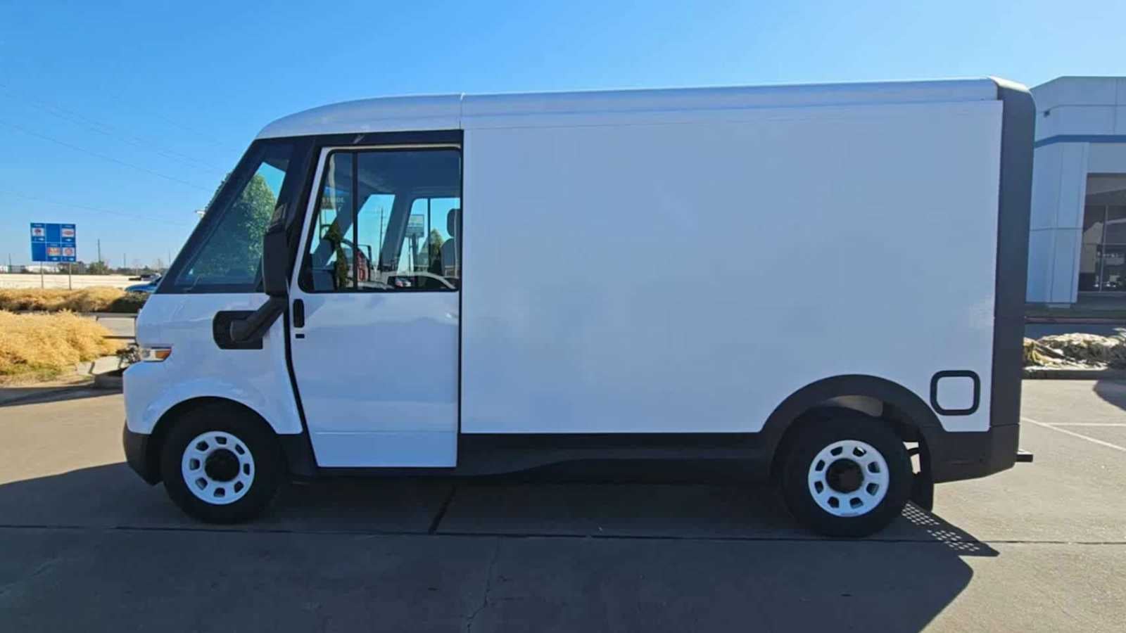 2025 Chevrolet BrightDrop 400 AWD 400