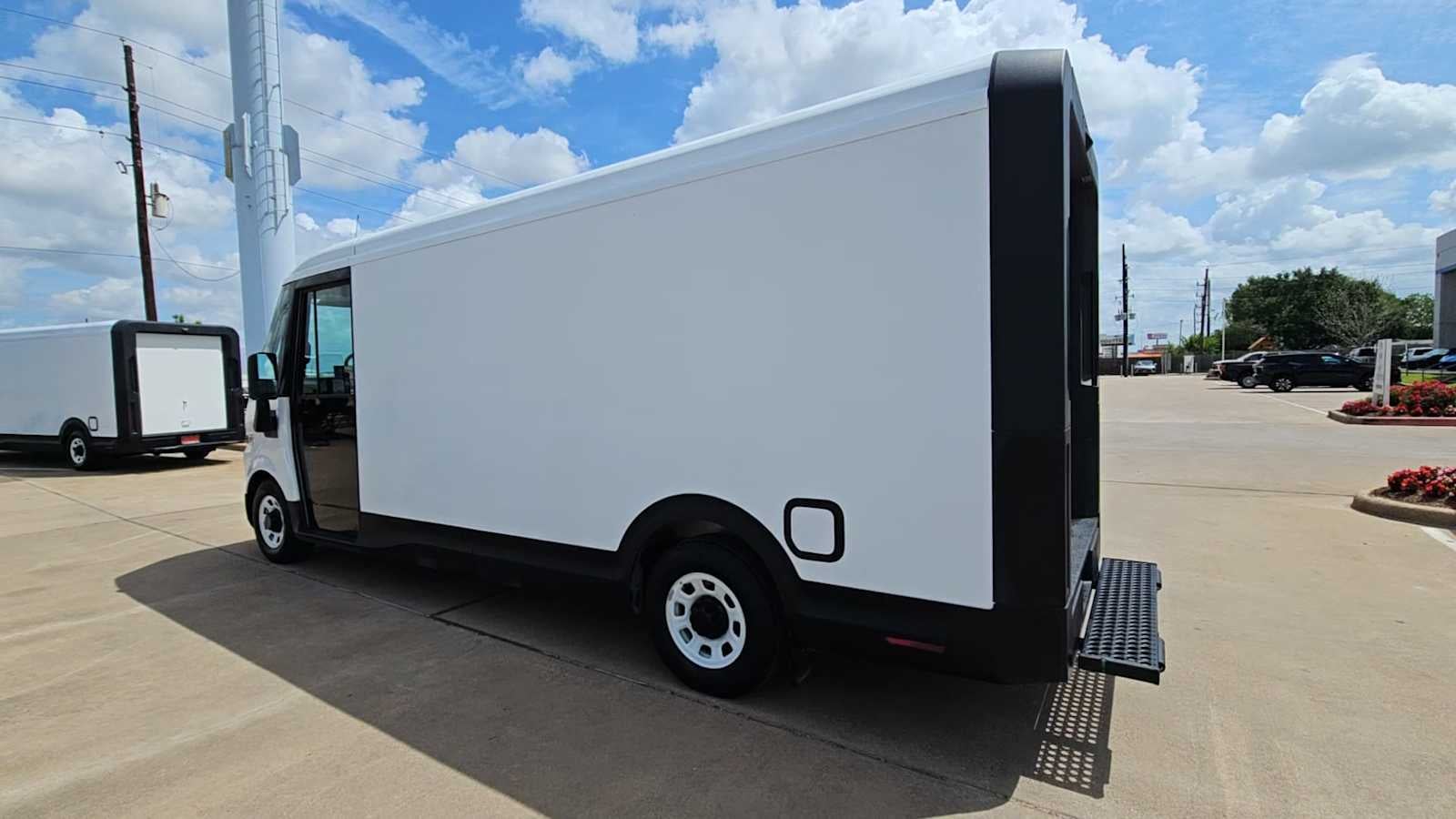 2024 BrightDrop Zevo 600 EJY