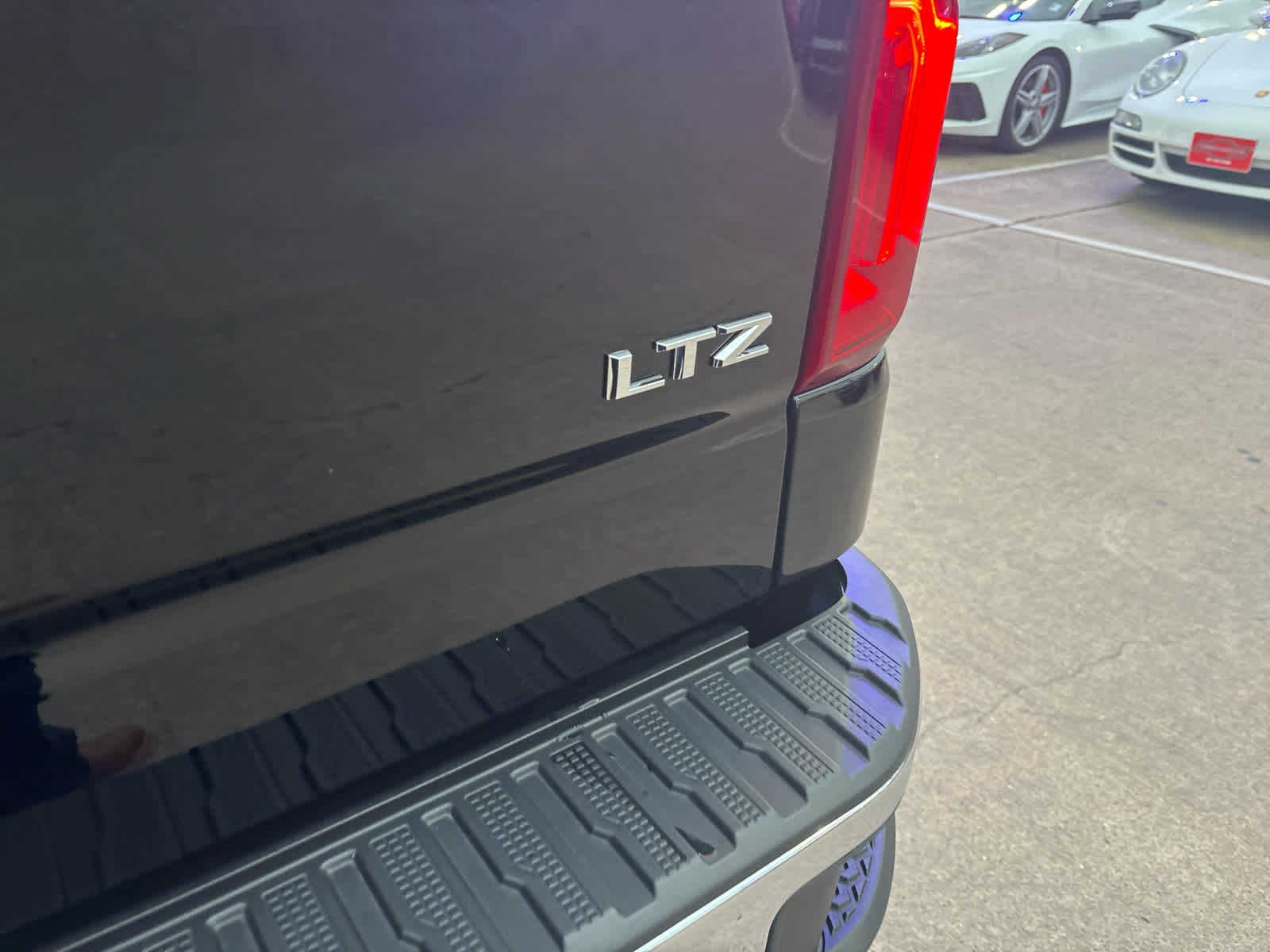 2025 Chevrolet Silverado 1500 LTZ