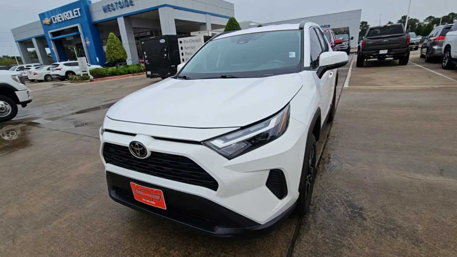 2024 Toyota RAV4 XLE