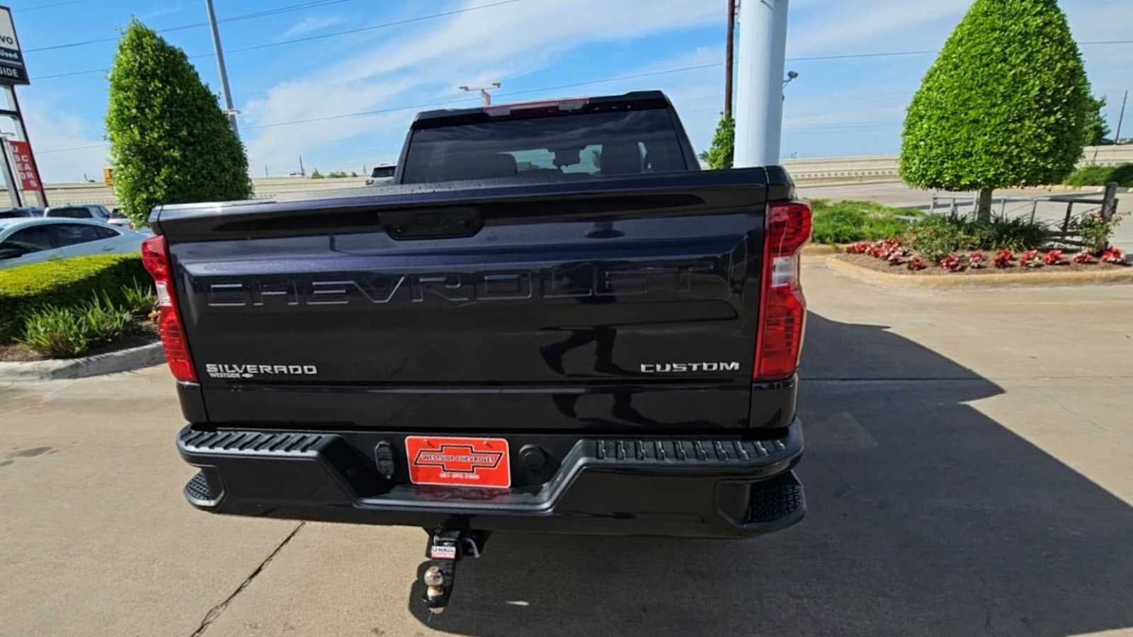 2023 Chevrolet Silverado 1500 Custom