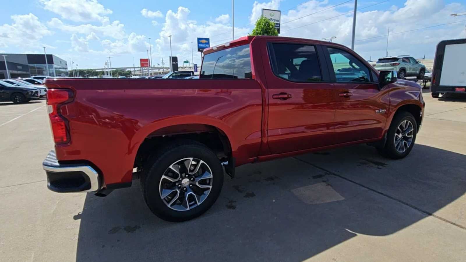 2023 Chevrolet Silverado 1500 LT