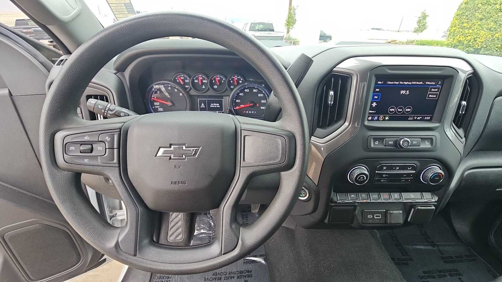 2022 Chevrolet Silverado 1500 Custom Trail Boss