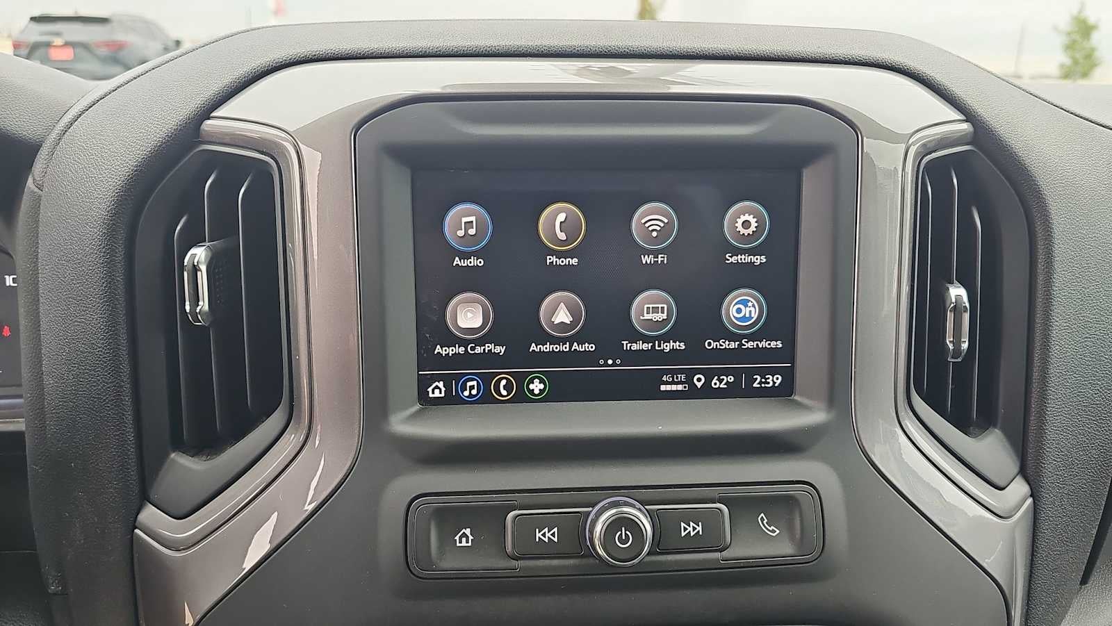 2022 Chevrolet Silverado 1500 Custom Trail Boss