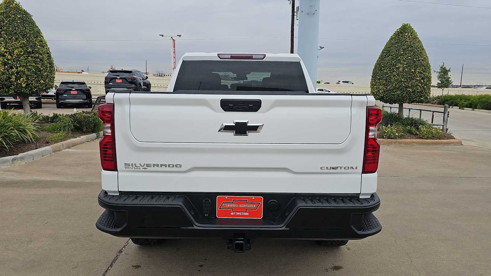 2022 Chevrolet Silverado 1500 Custom Trail Boss