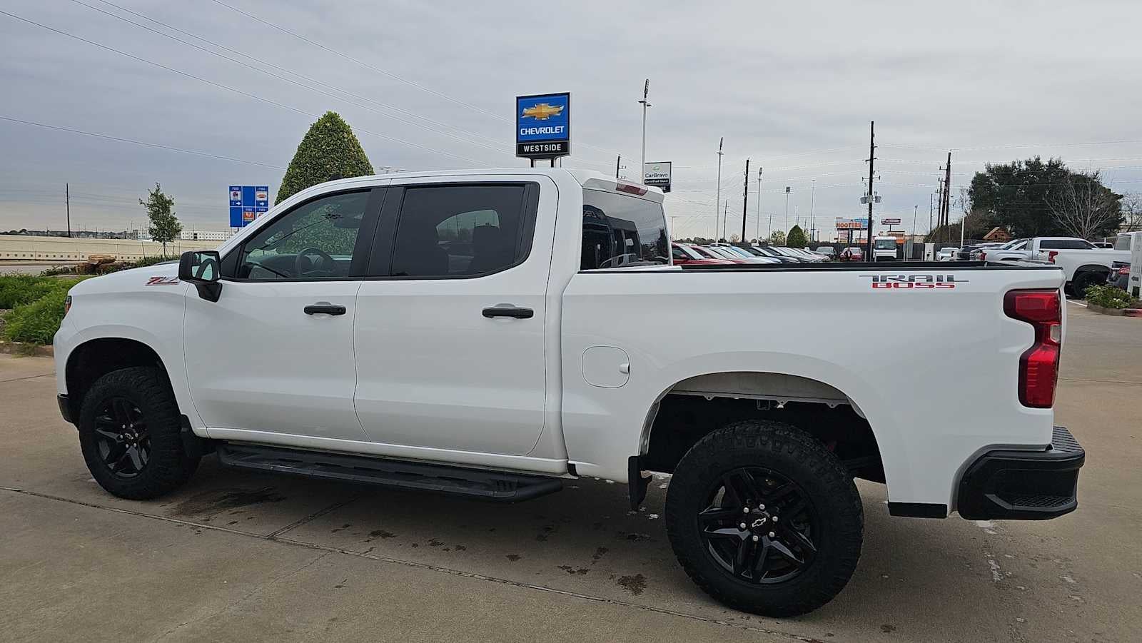 2022 Chevrolet Silverado 1500 Custom Trail Boss