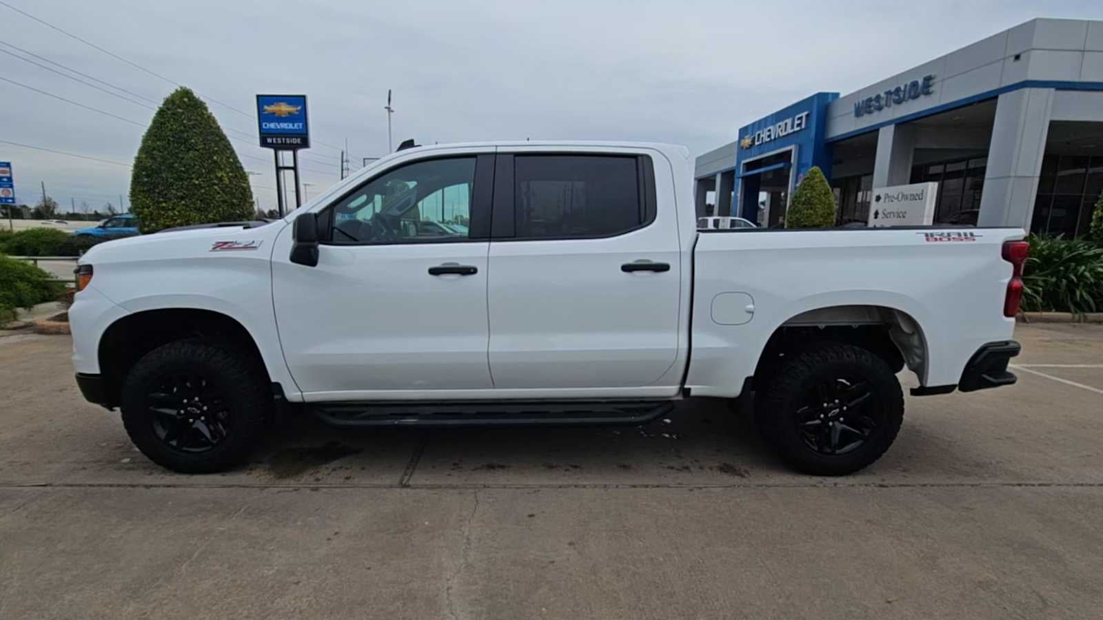 2022 Chevrolet Silverado 1500 Custom Trail Boss