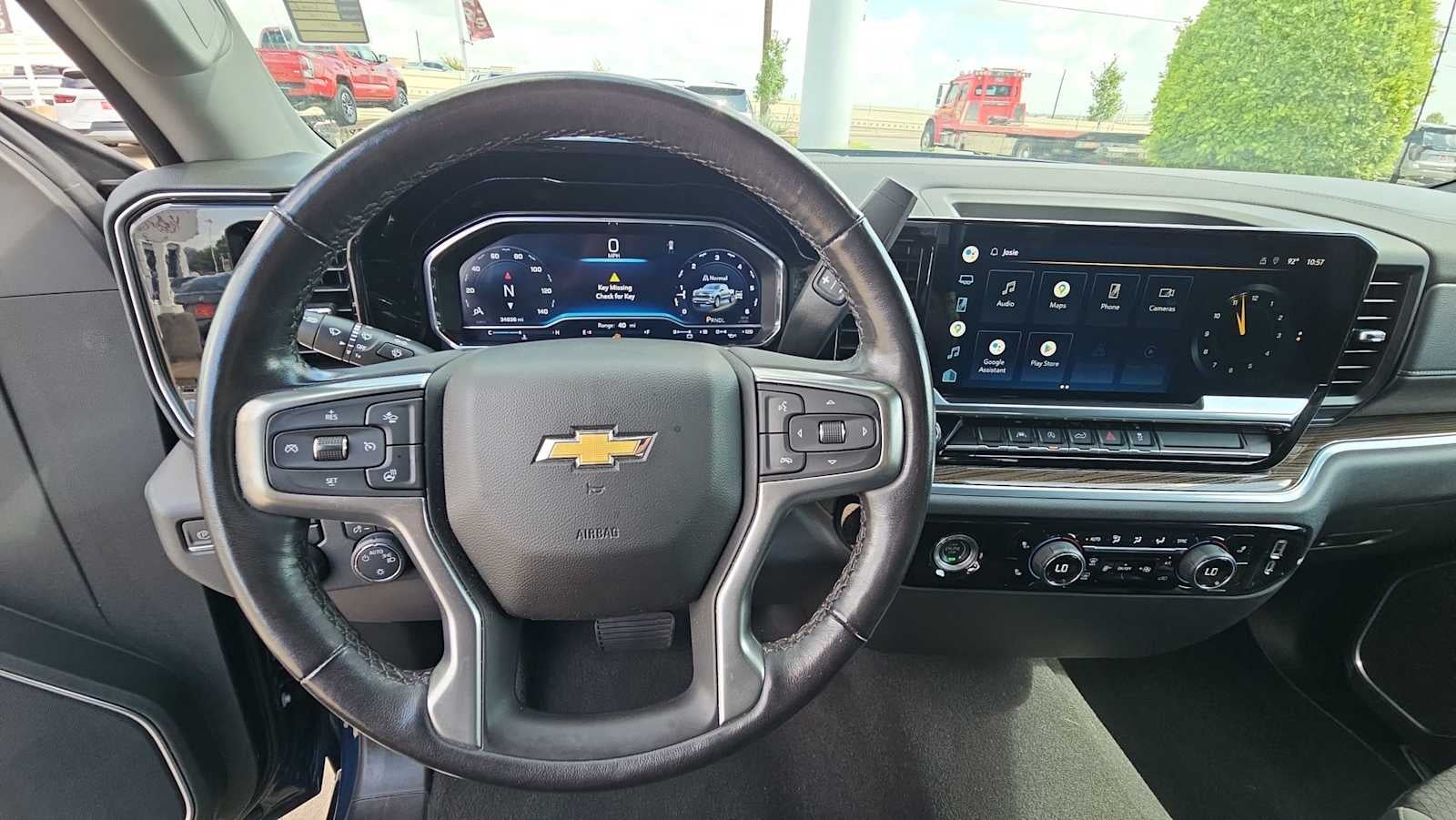 2022 Chevrolet Silverado 1500 LT (2FL)