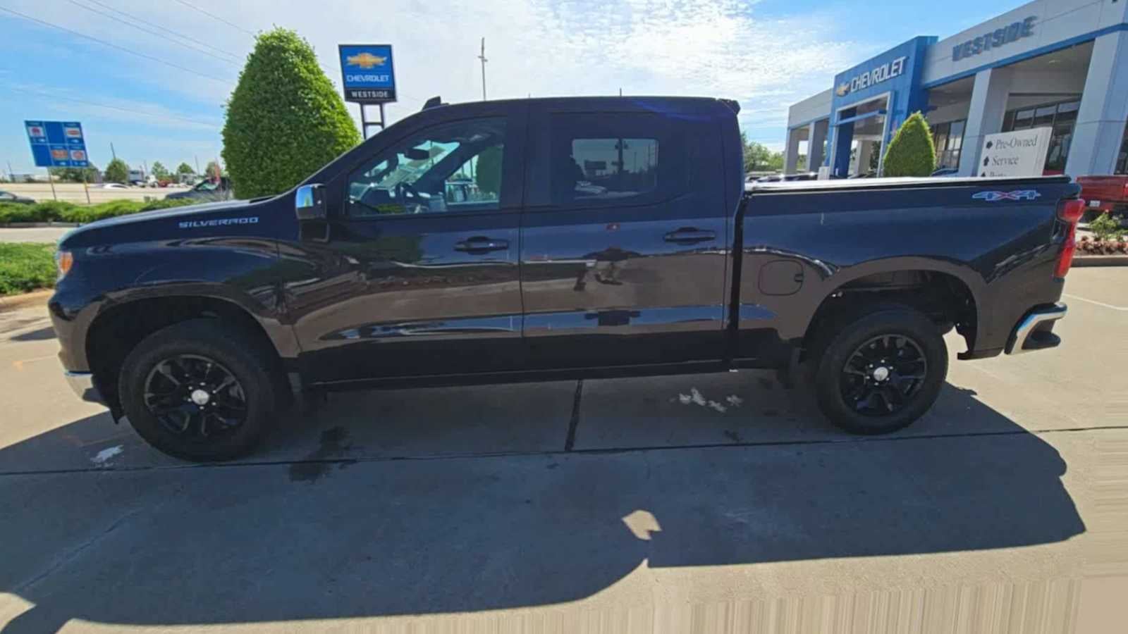 2023 Chevrolet Silverado 1500 LT (2FL)