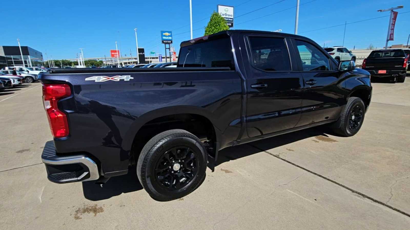 2023 Chevrolet Silverado 1500 LT (2FL)