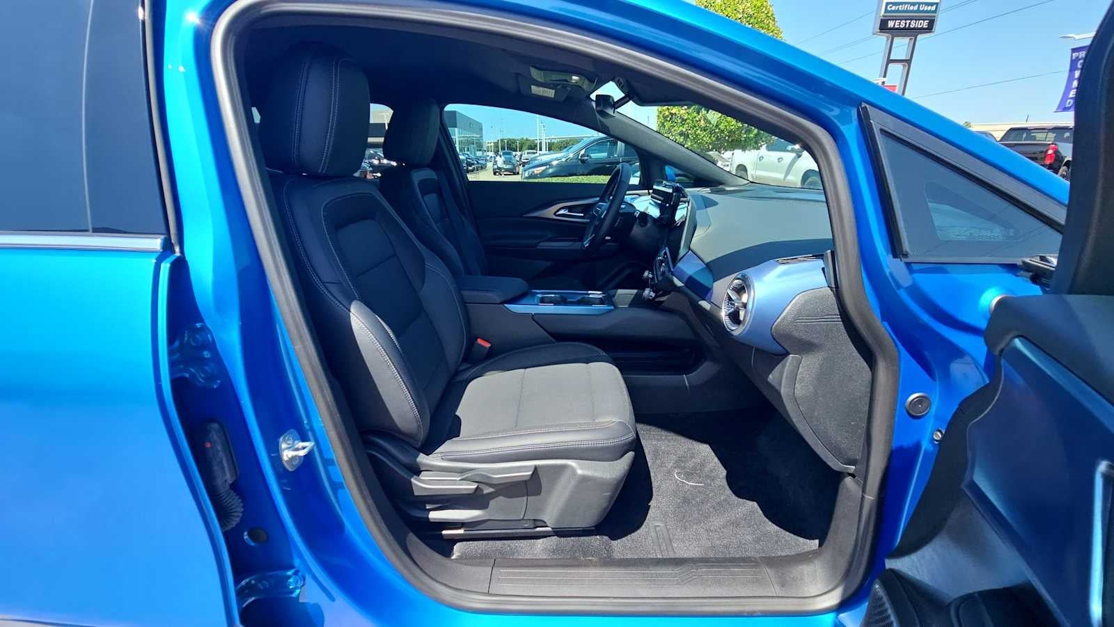 2024 Chevrolet Equinox EV 2LT