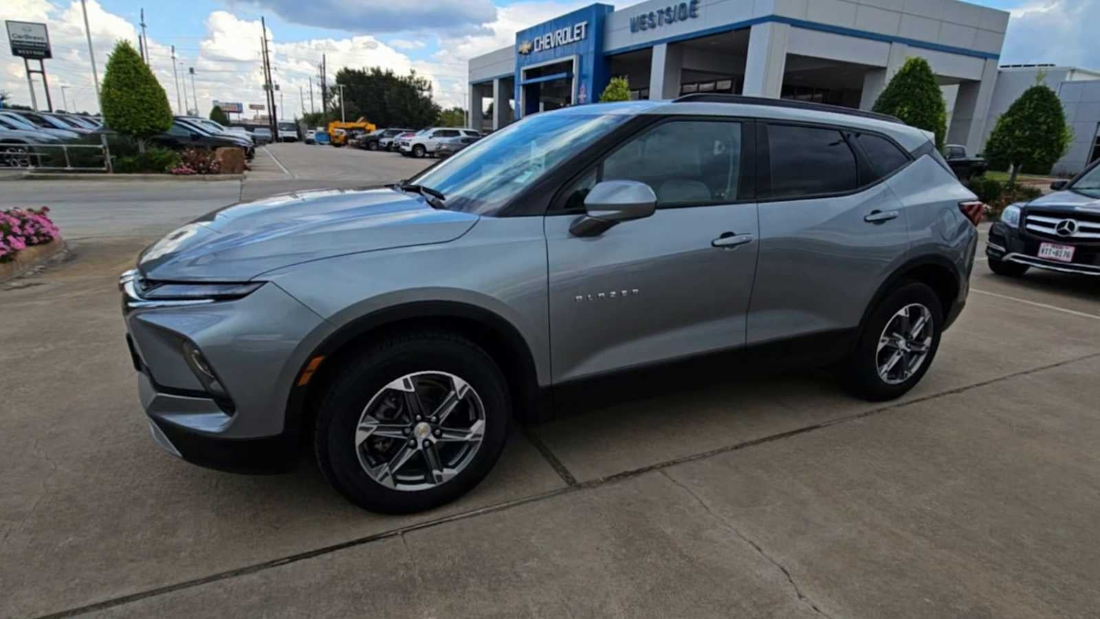 2023 Chevrolet Blazer 2LT
