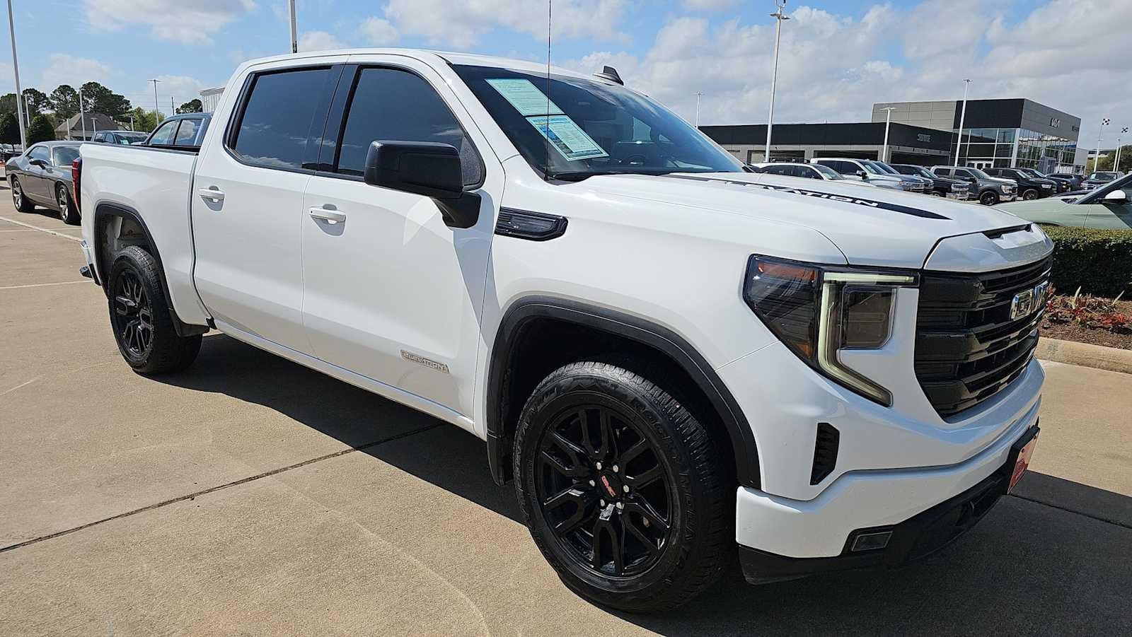 2022 GMC Sierra 1500 Elevation