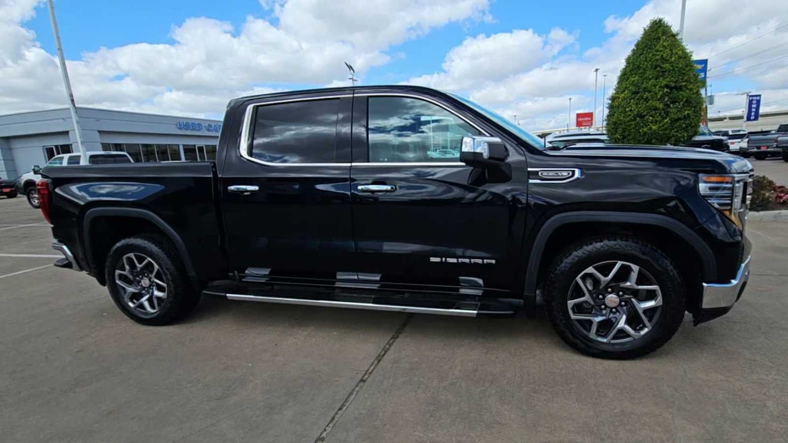 2022 GMC Sierra 1500 SLT