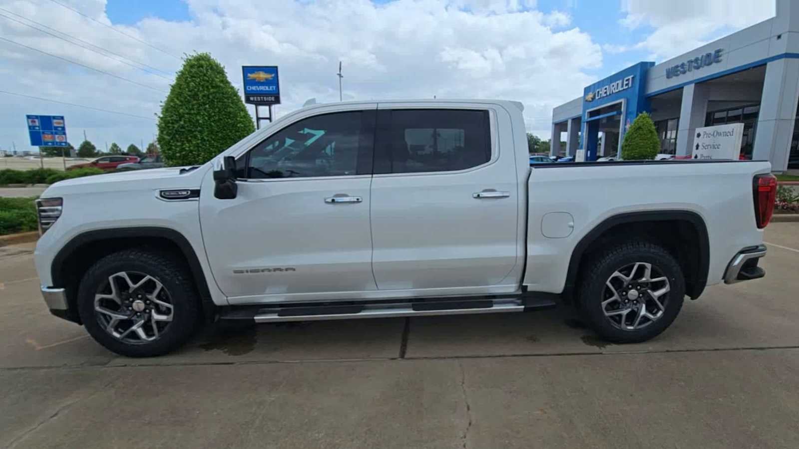 2022 GMC Sierra 1500 SLT