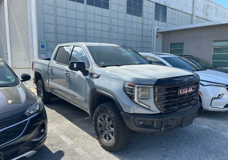 2024 GMC Sierra 1500 AT4X