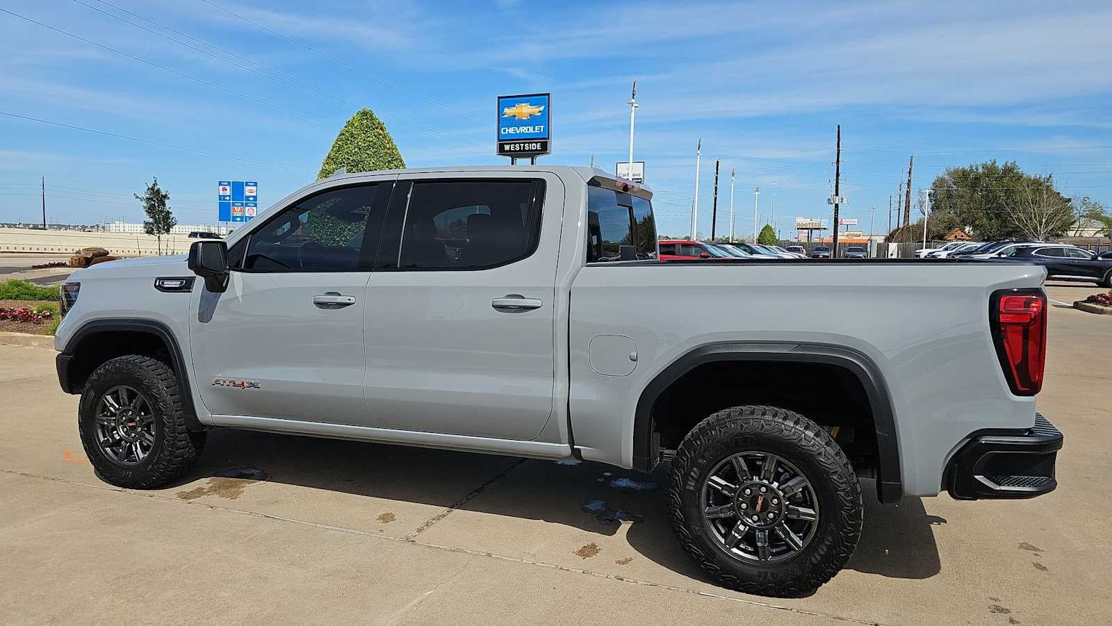 2024 GMC Sierra 1500 AT4X
