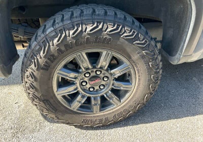 2024 GMC Sierra 1500 AT4X