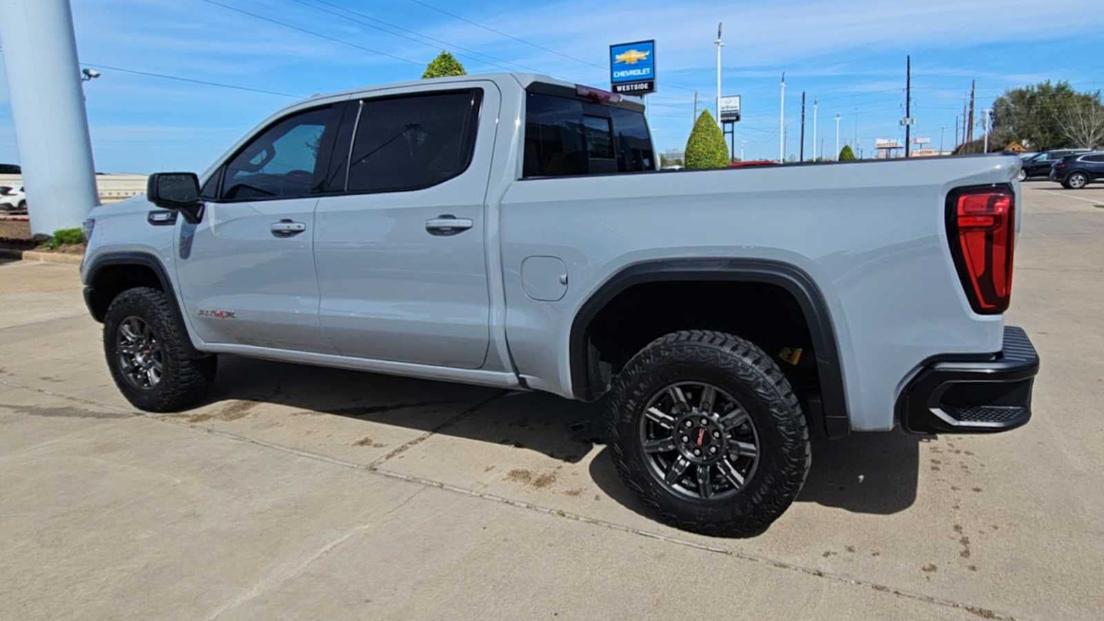 2024 GMC Sierra 1500 AT4X