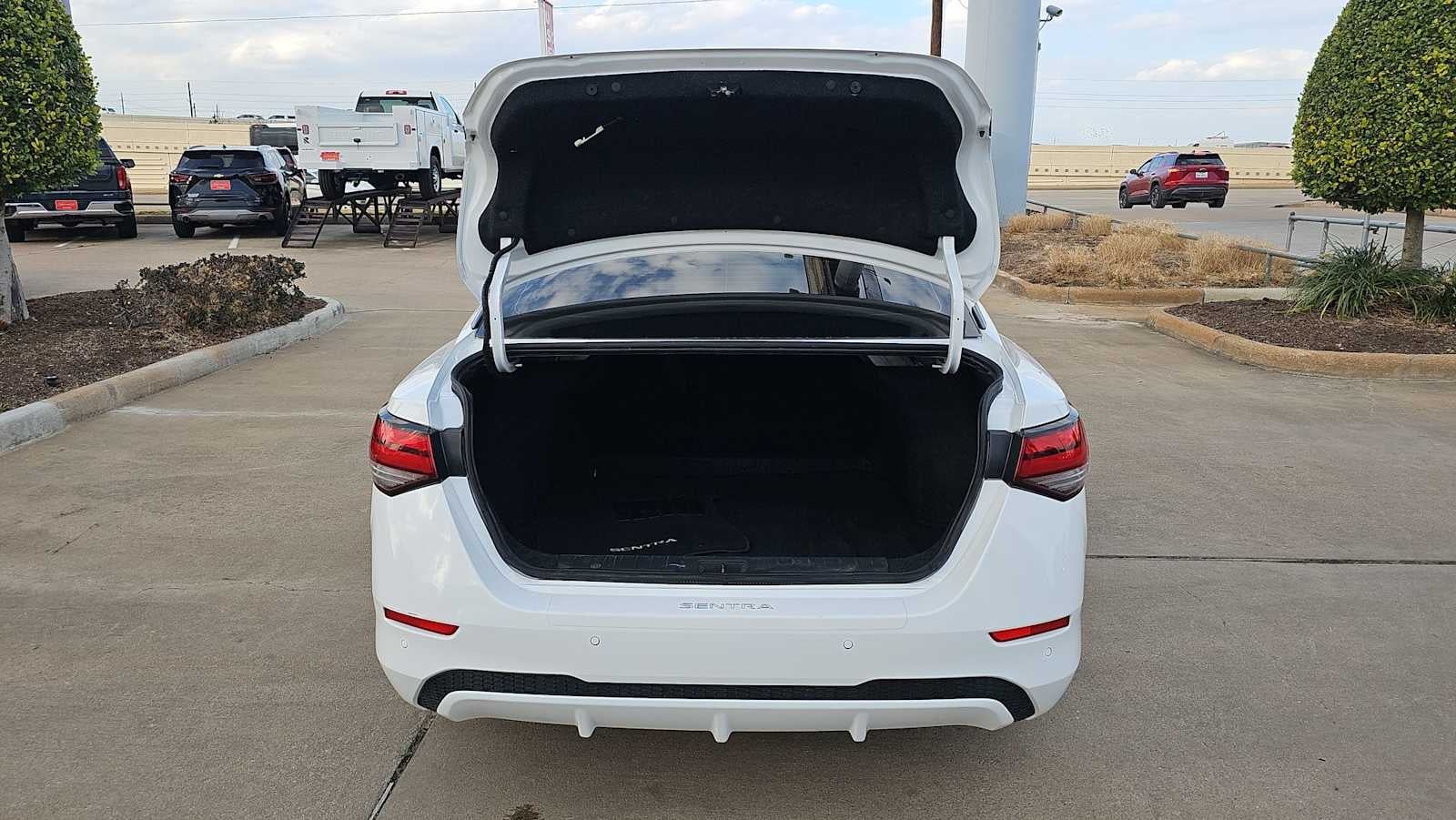 2022 Nissan Sentra S Xtronic CVT