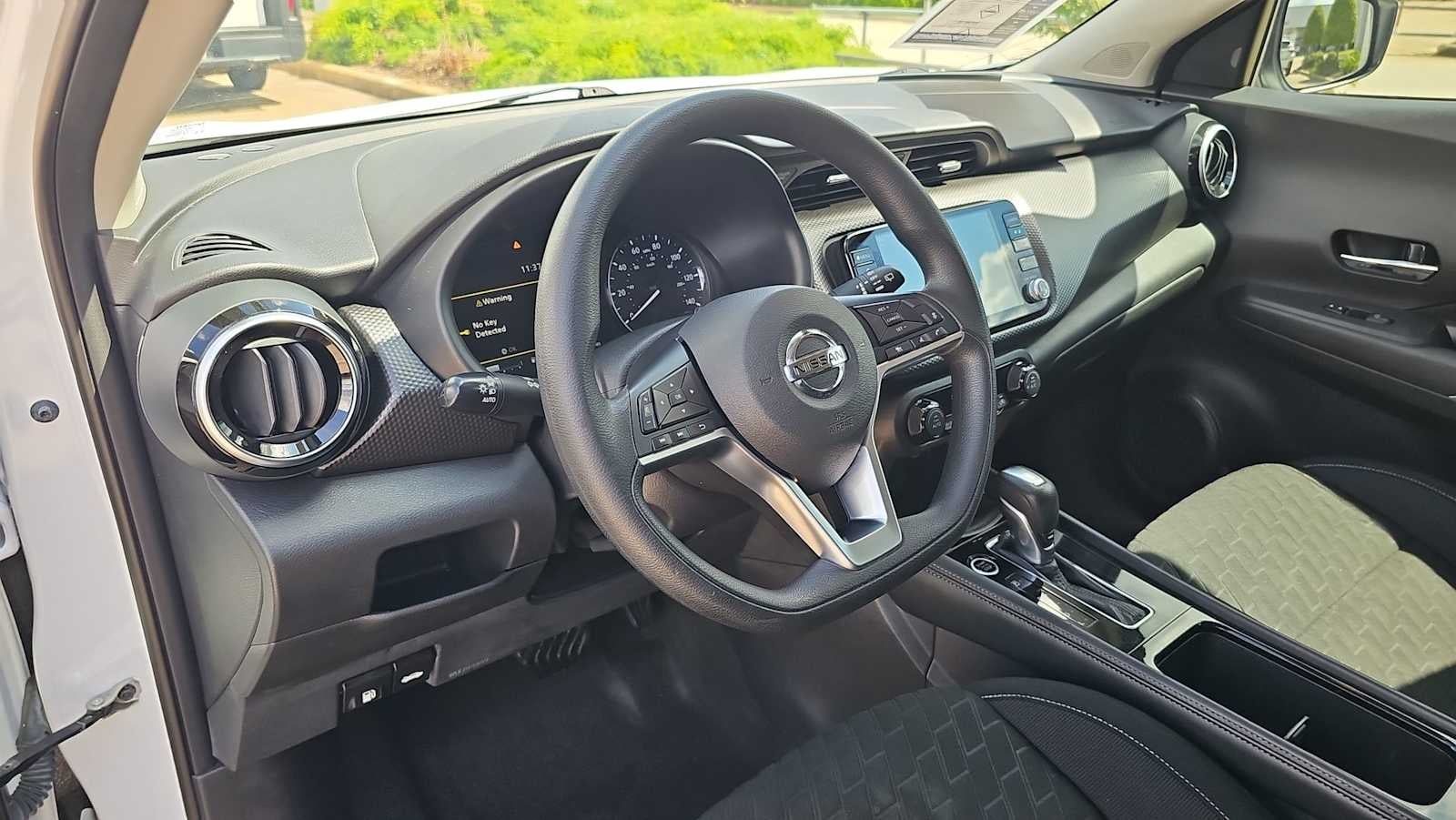 2021 Nissan Kicks SV Xtronic CVT