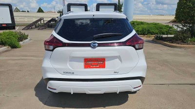 2021 Nissan Kicks SV Xtronic CVT