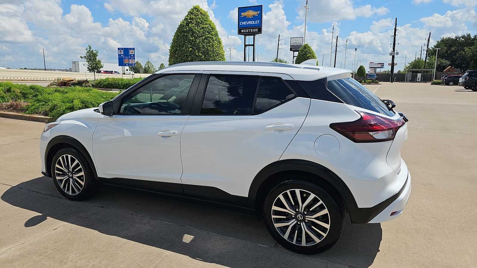 2021 Nissan Kicks SV Xtronic CVT