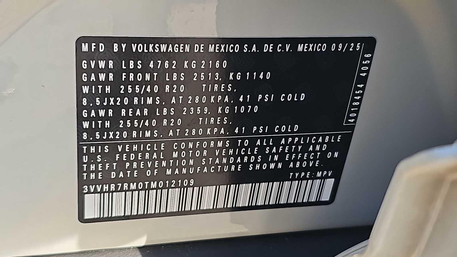 2026 Volkswagen Tiguan SE R-Line Black